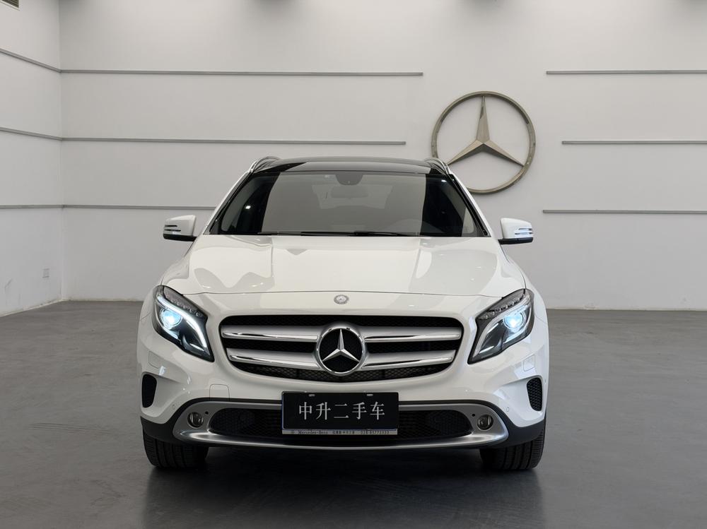 Mercedes-Benz Mercedes-Benz GLA