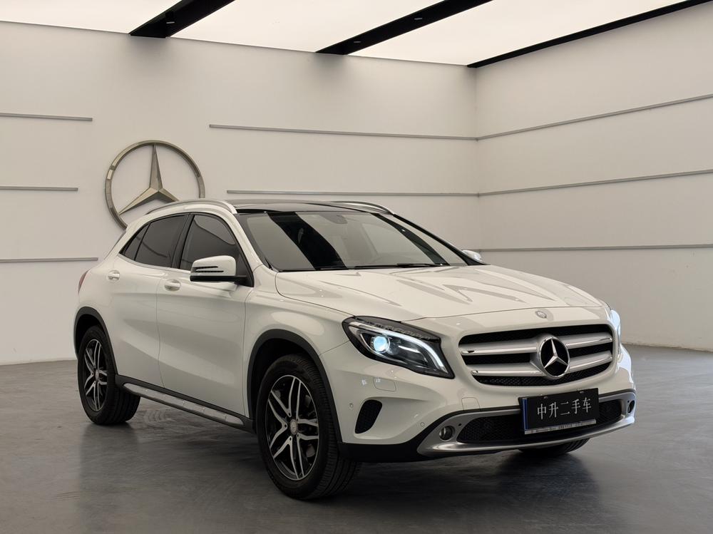 Mercedes-Benz Mercedes-Benz GLA