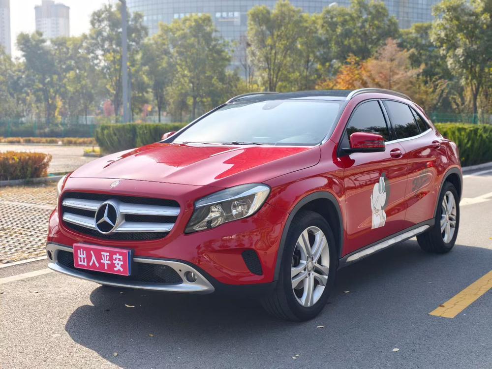 Mercedes-Benz Mercedes-Benz GLA