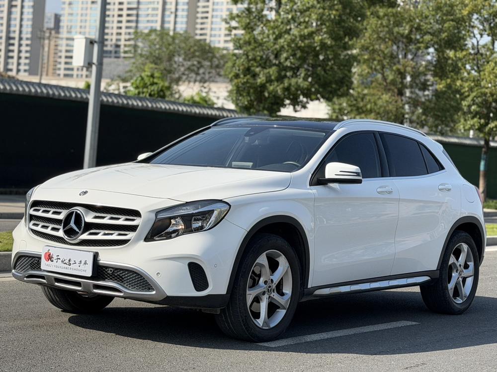 Mercedes-Benz Mercedes-Benz GLA