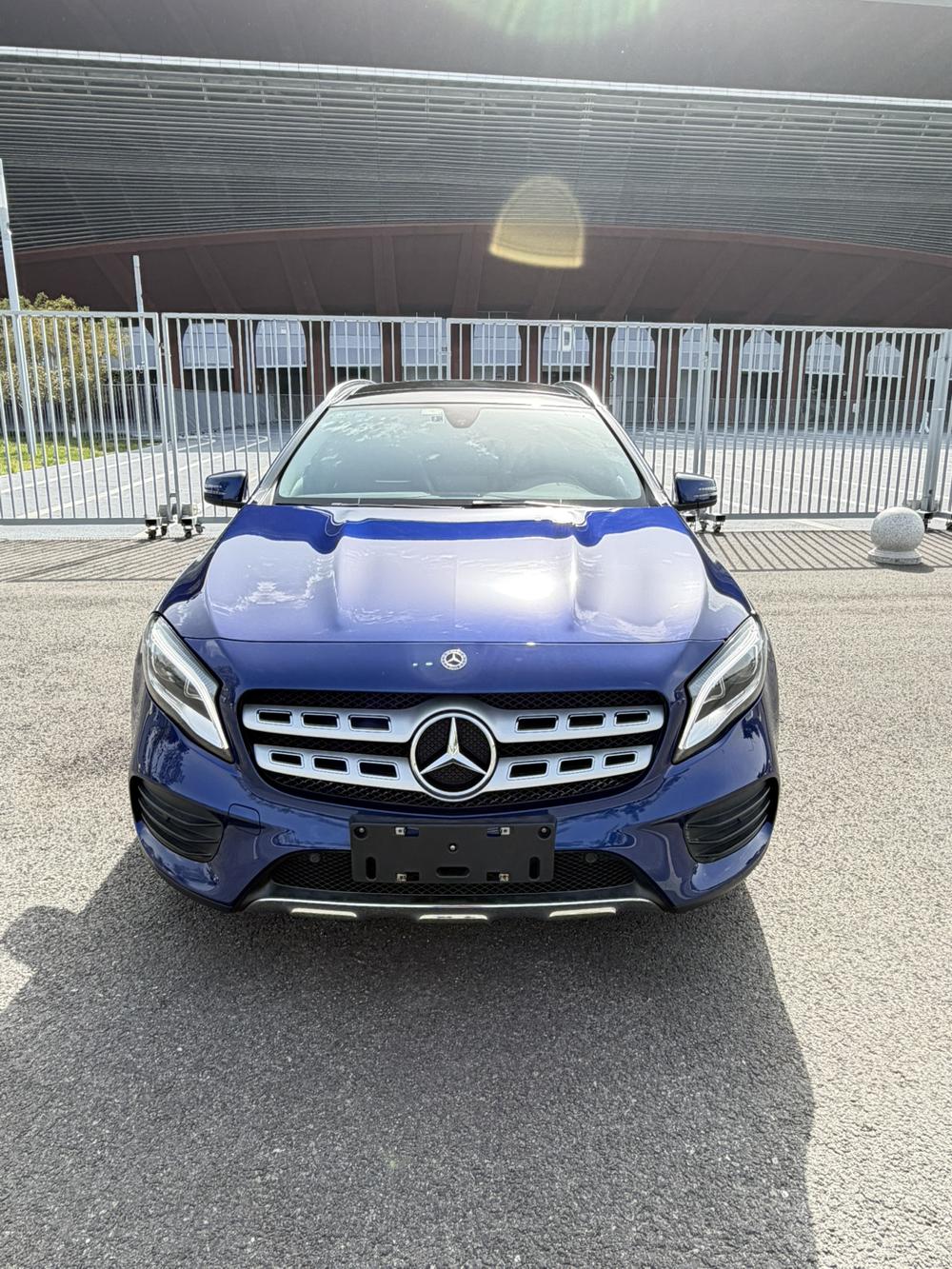 Mercedes-Benz Mercedes-Benz GLA
