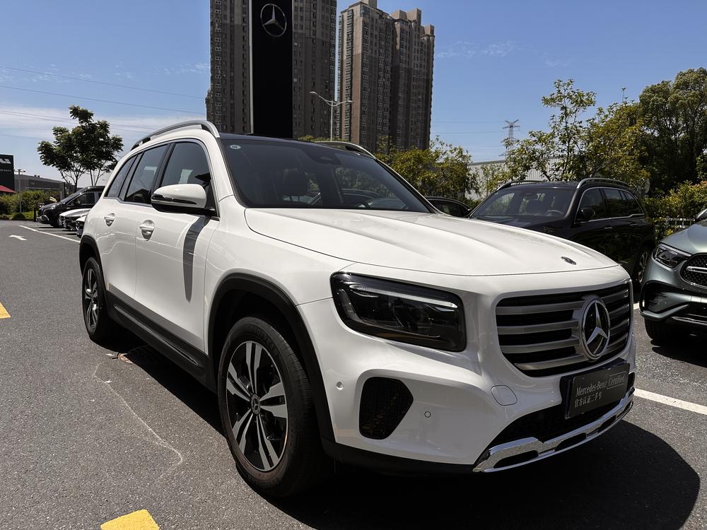 Mercedes-Benz Mercedes-Benz GLB