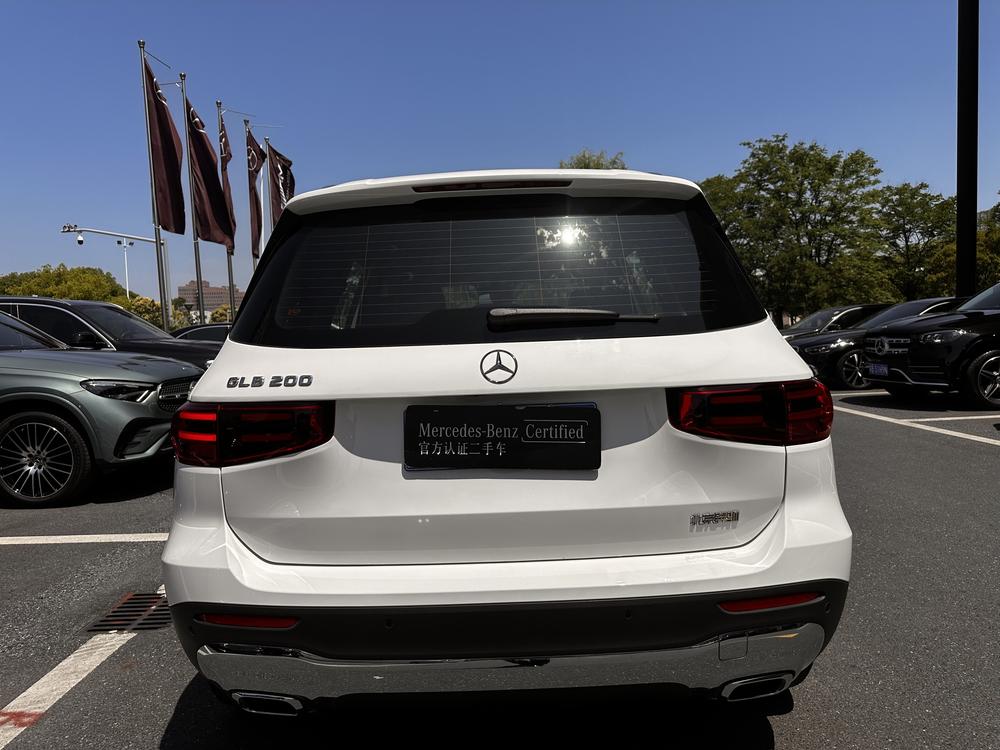 Mercedes-Benz Mercedes-Benz GLB