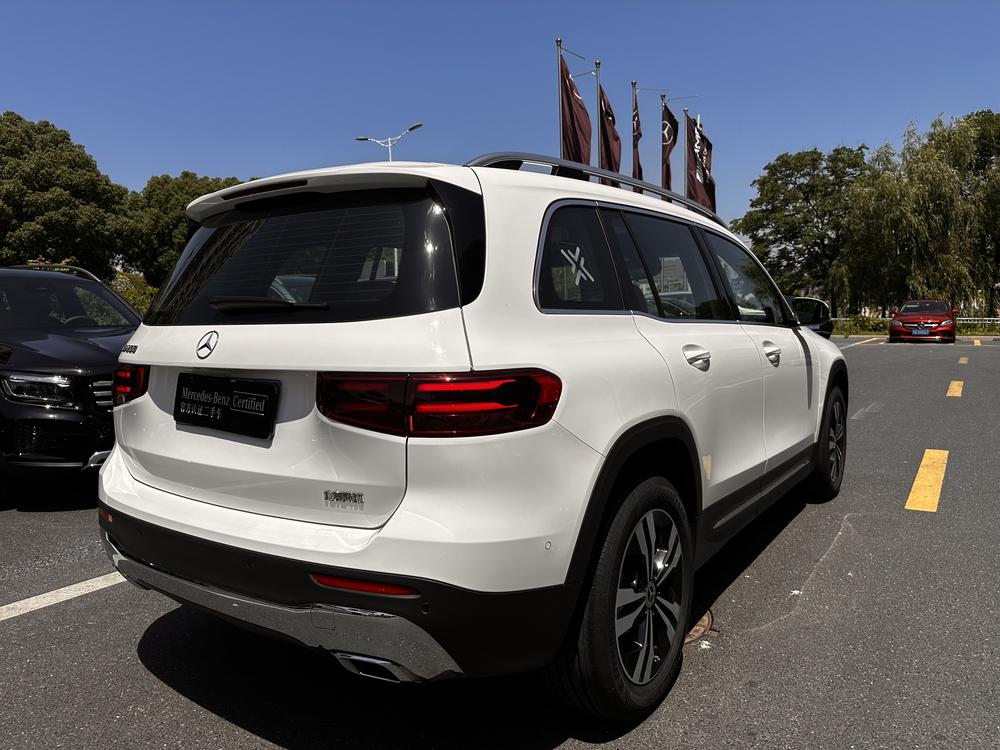 Mercedes-Benz Mercedes-Benz GLB
