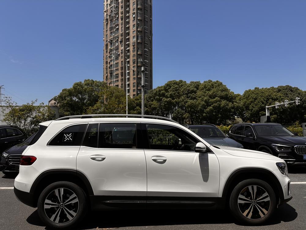 Mercedes-Benz Mercedes-Benz GLB