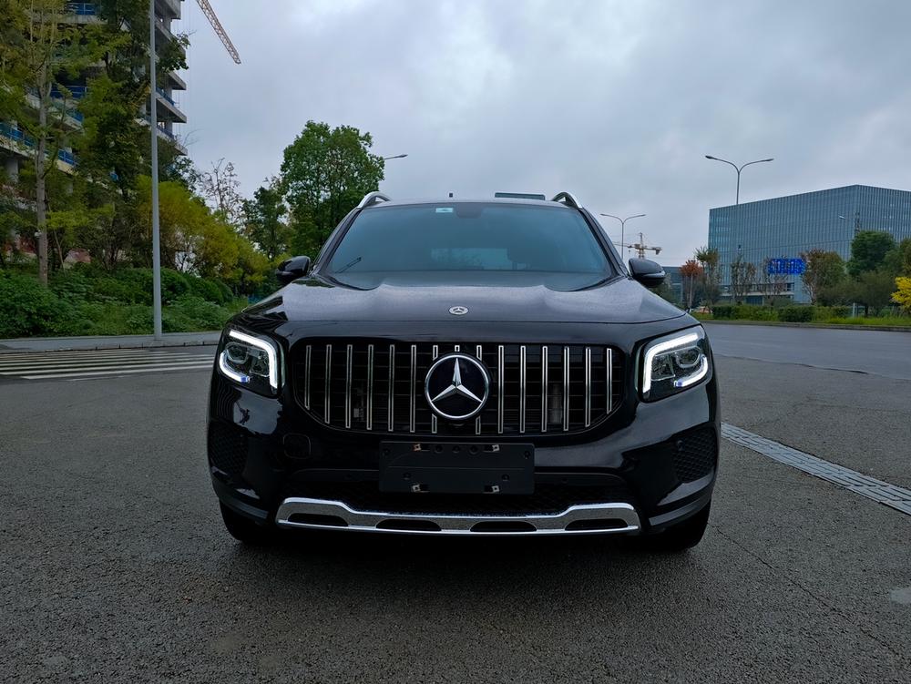 Mercedes-Benz Mercedes-Benz GLB
