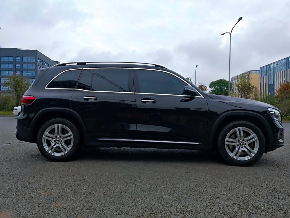 Mercedes-Benz Mercedes-Benz GLB