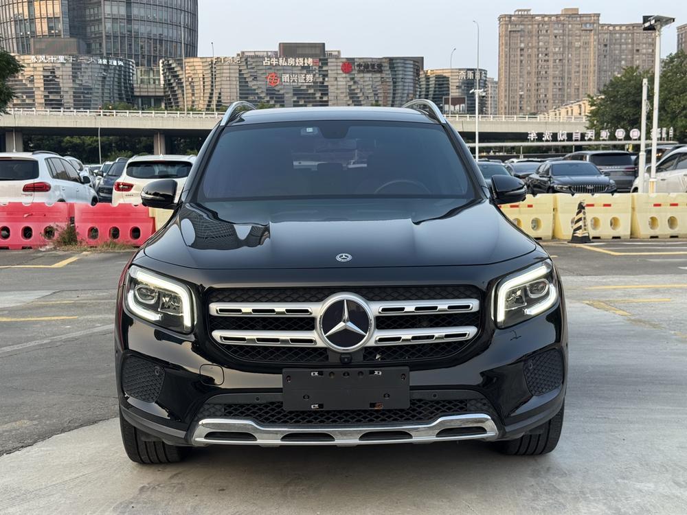 Mercedes-Benz Mercedes-Benz GLB
