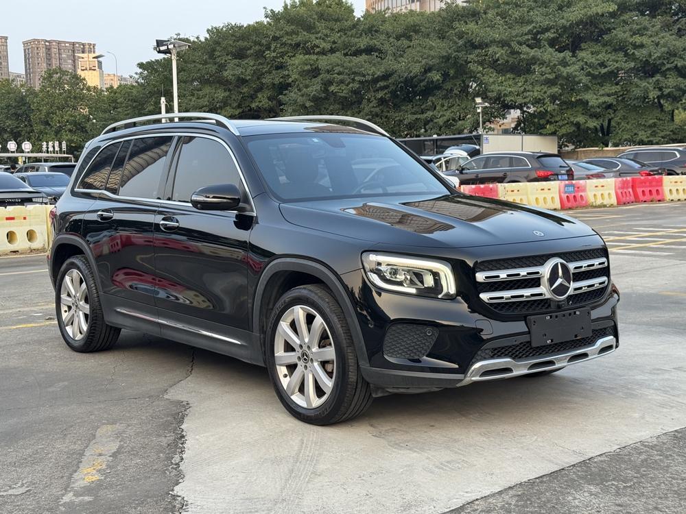 Mercedes-Benz Mercedes-Benz GLB