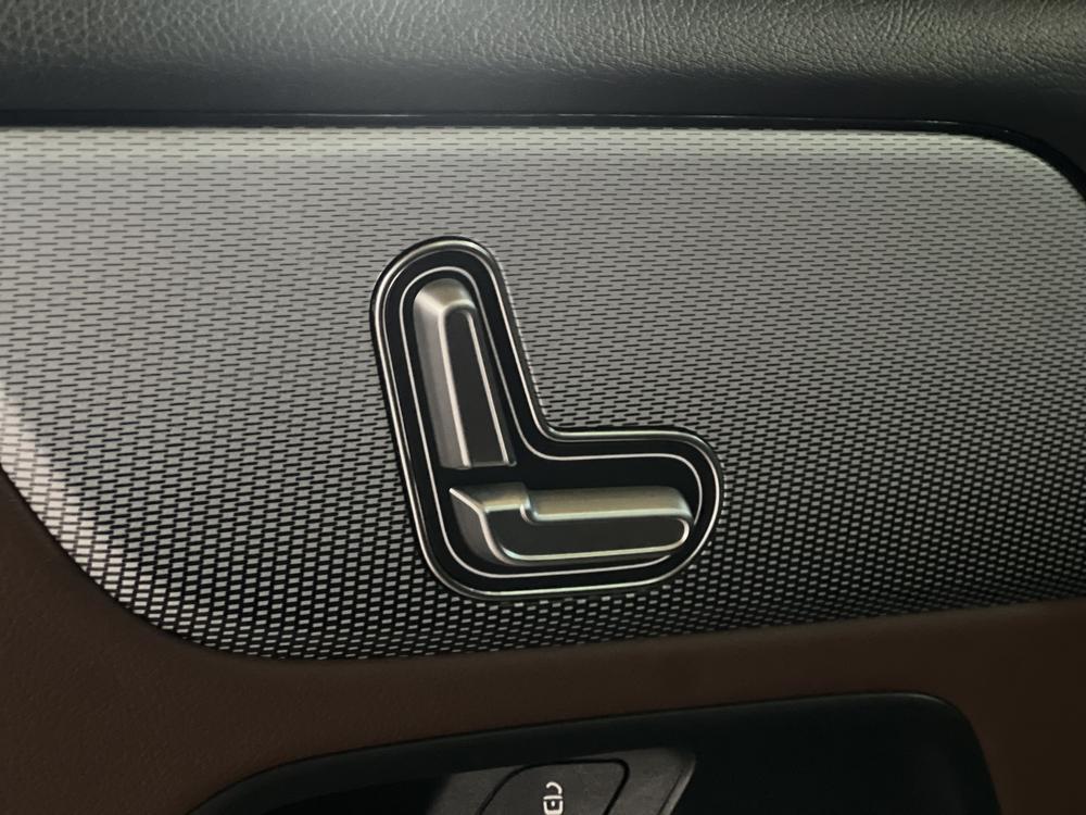 Mercedes-Benz Mercedes-Benz GLB