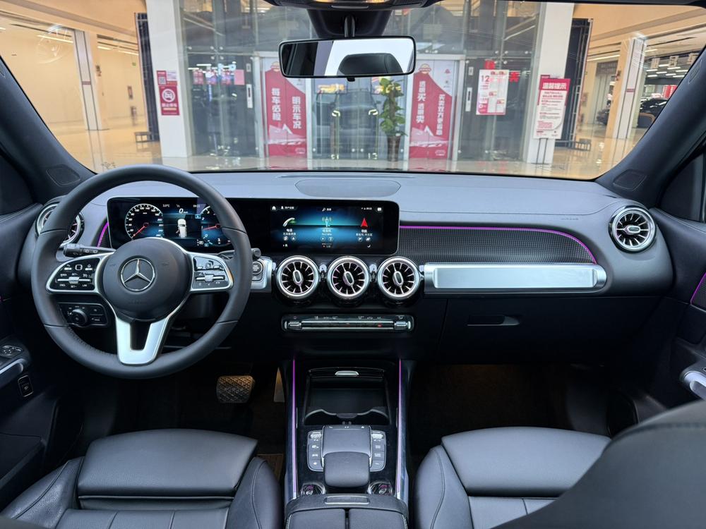 Mercedes-Benz Mercedes-Benz GLB