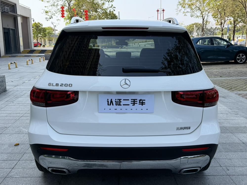 Mercedes-Benz Mercedes-Benz GLB