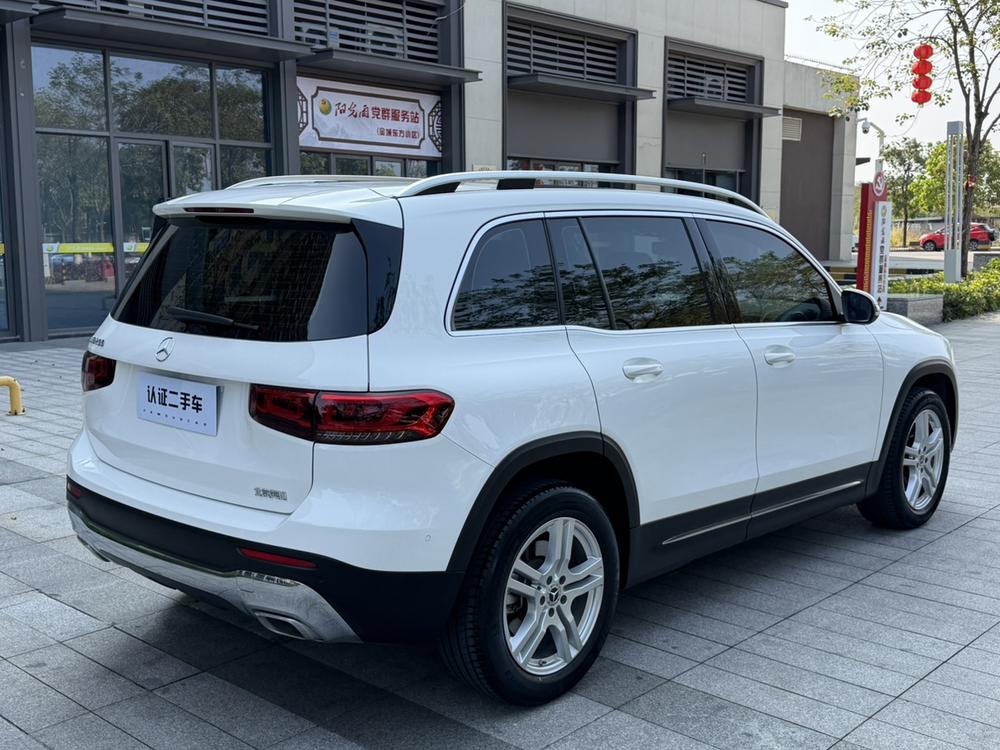 Mercedes-Benz Mercedes-Benz GLB