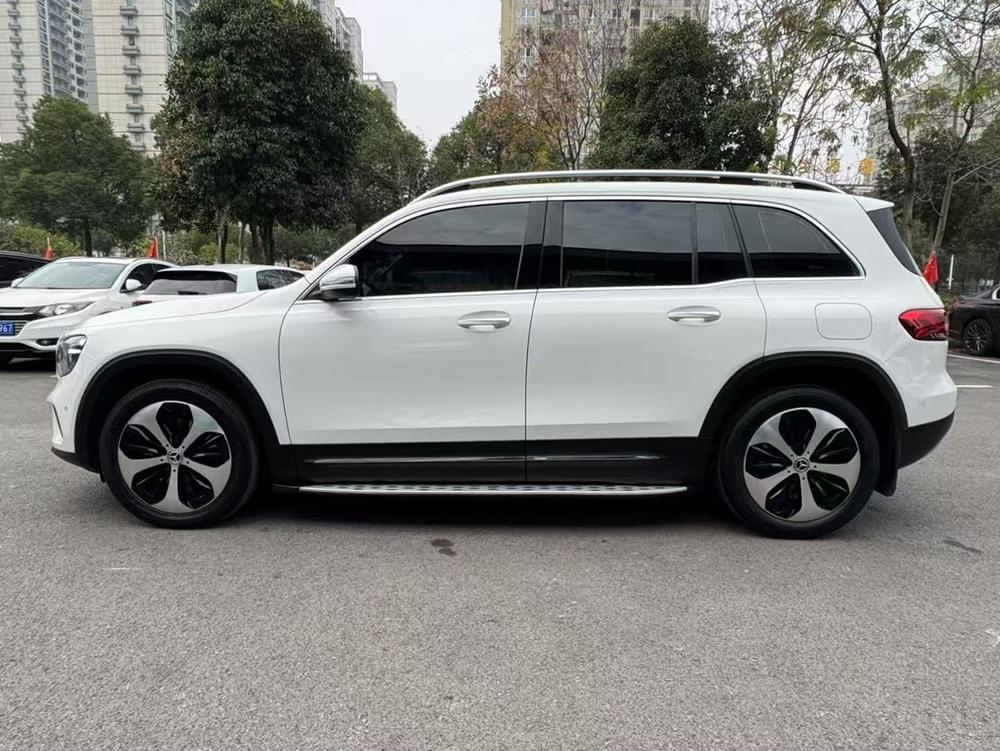 Mercedes-Benz Mercedes-Benz GLB