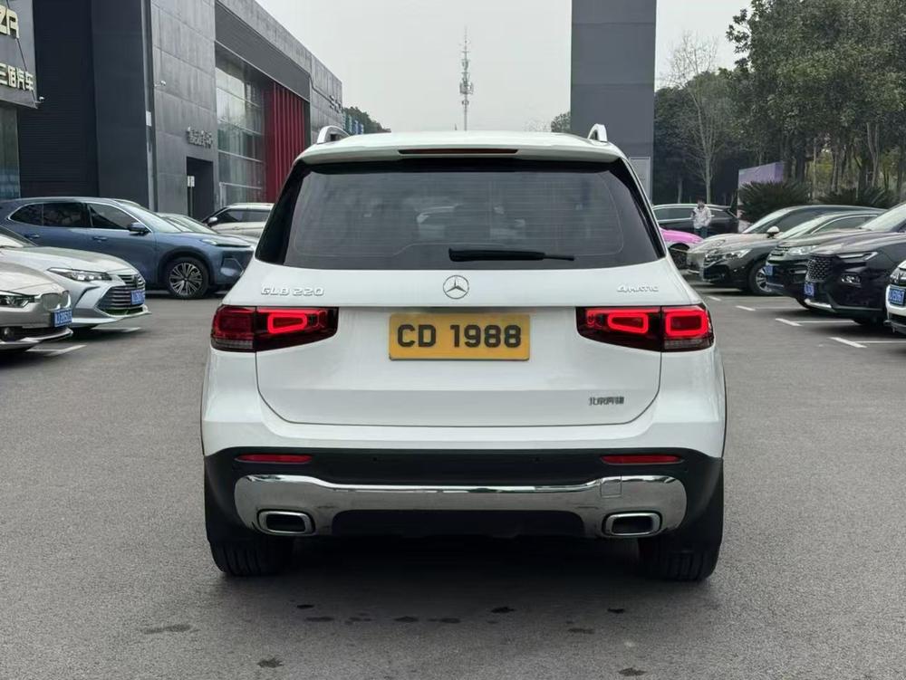 Mercedes-Benz Mercedes-Benz GLB