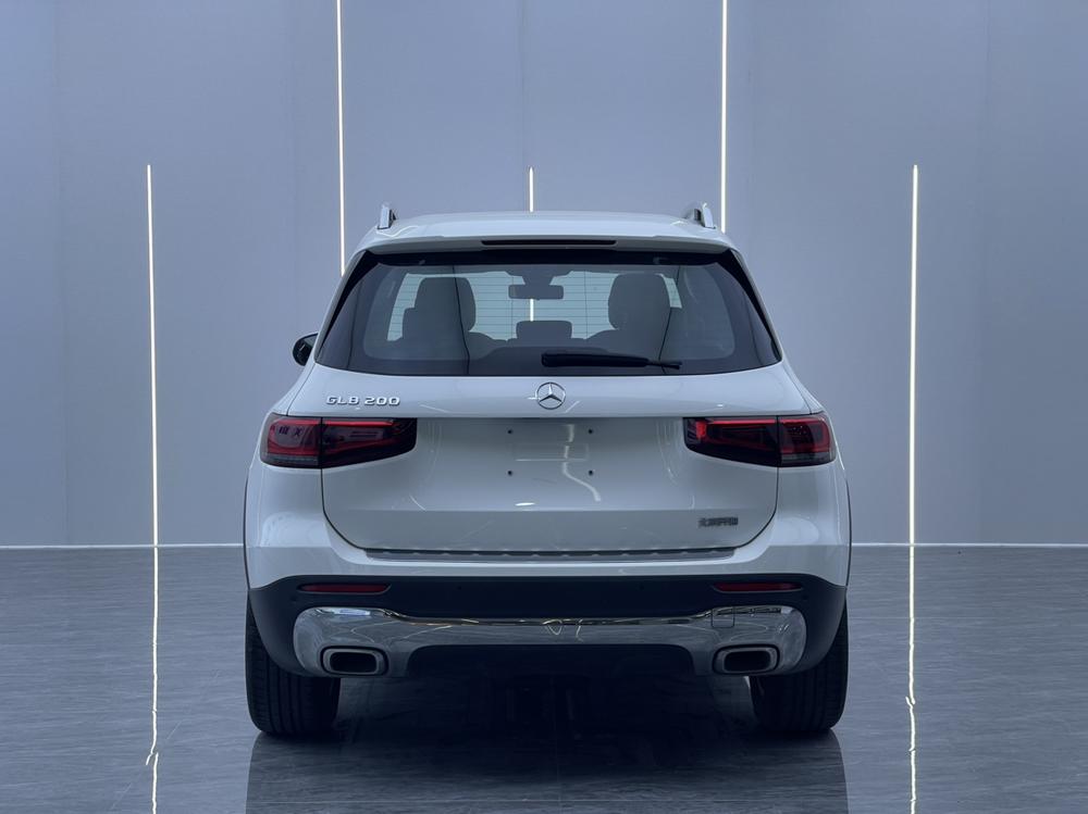 Mercedes-Benz Mercedes-Benz GLB