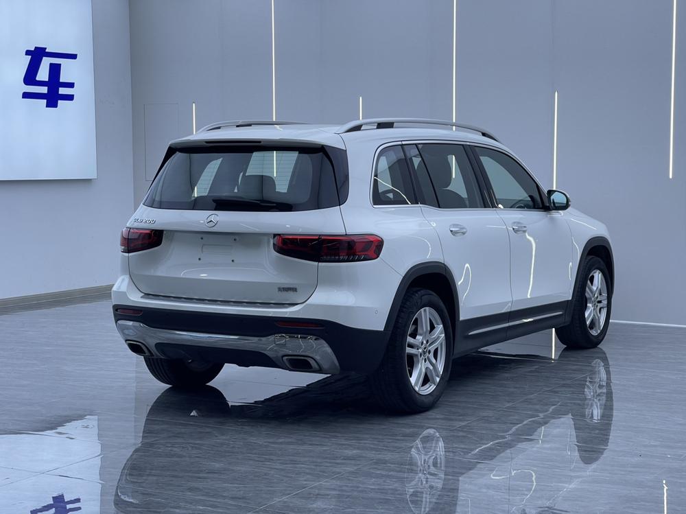 Mercedes-Benz Mercedes-Benz GLB