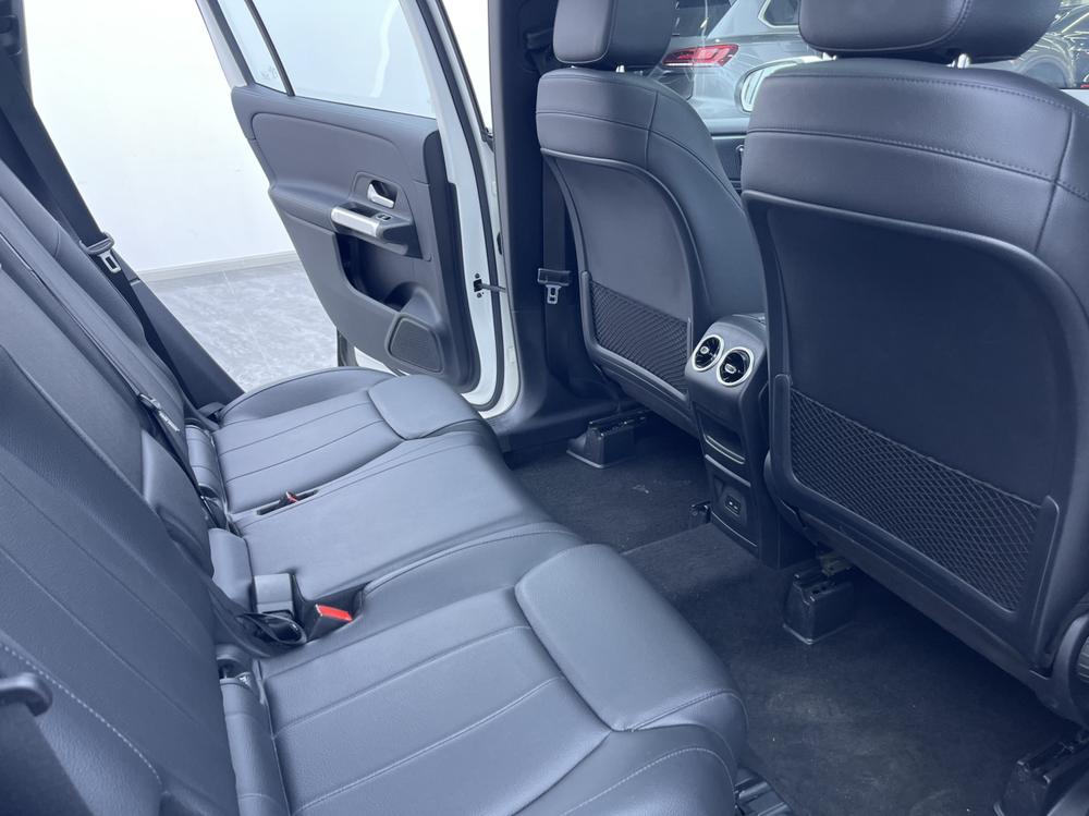 Mercedes-Benz Mercedes-Benz GLB