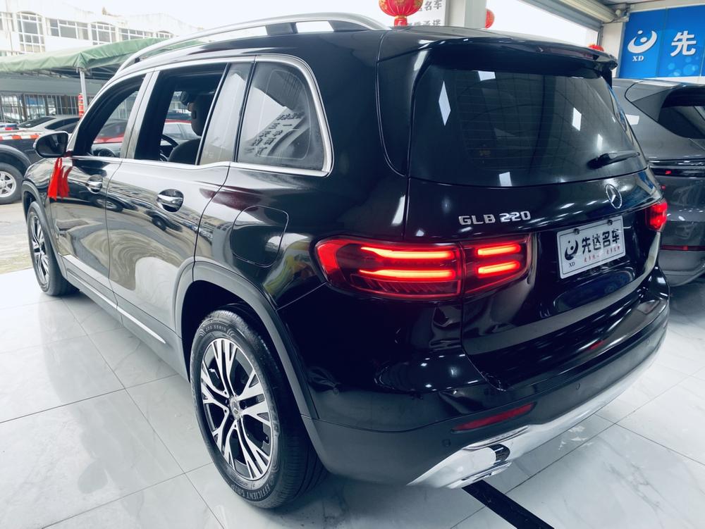 Mercedes-Benz Mercedes-Benz GLB