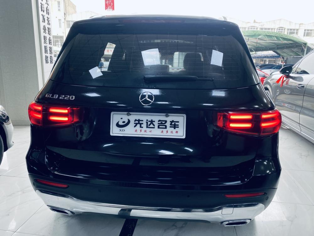 Mercedes-Benz Mercedes-Benz GLB