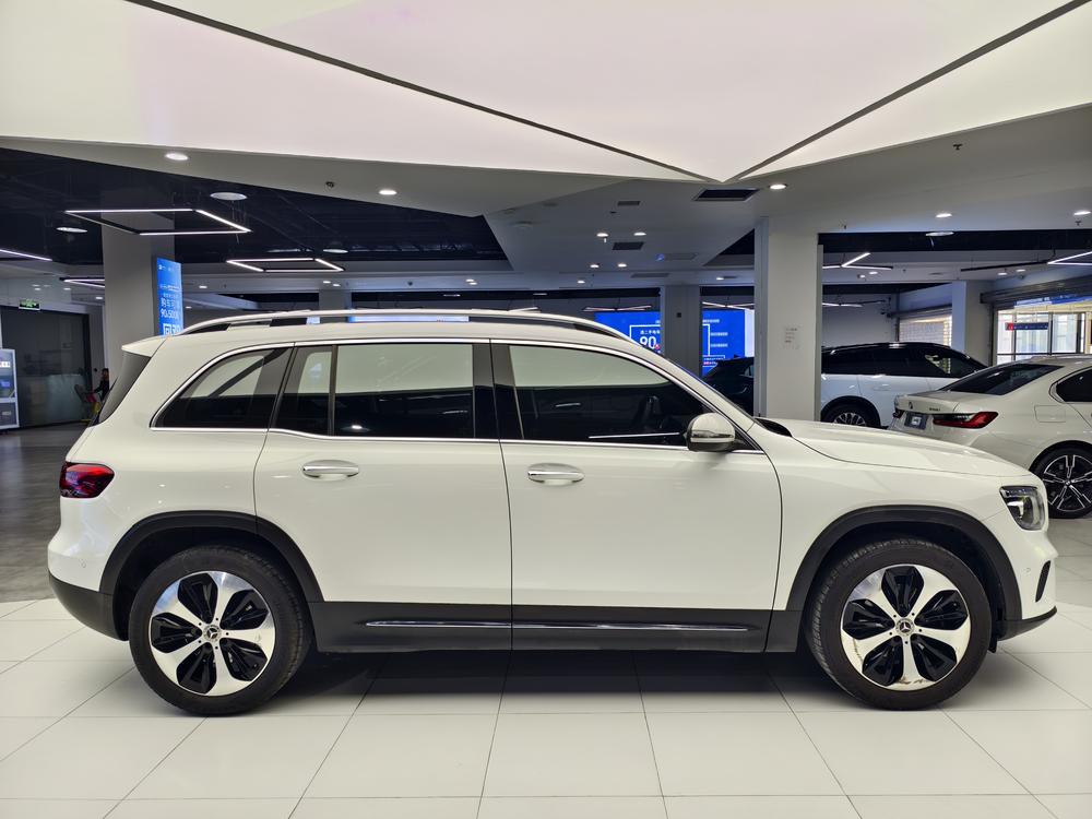 Mercedes-Benz Mercedes-Benz GLB
