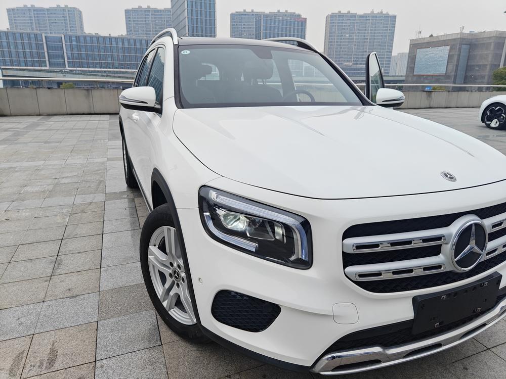 Mercedes-Benz Mercedes-Benz GLB