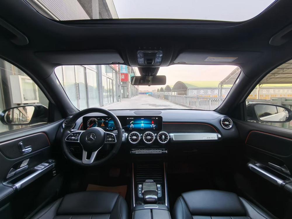 Mercedes-Benz Mercedes-Benz GLB