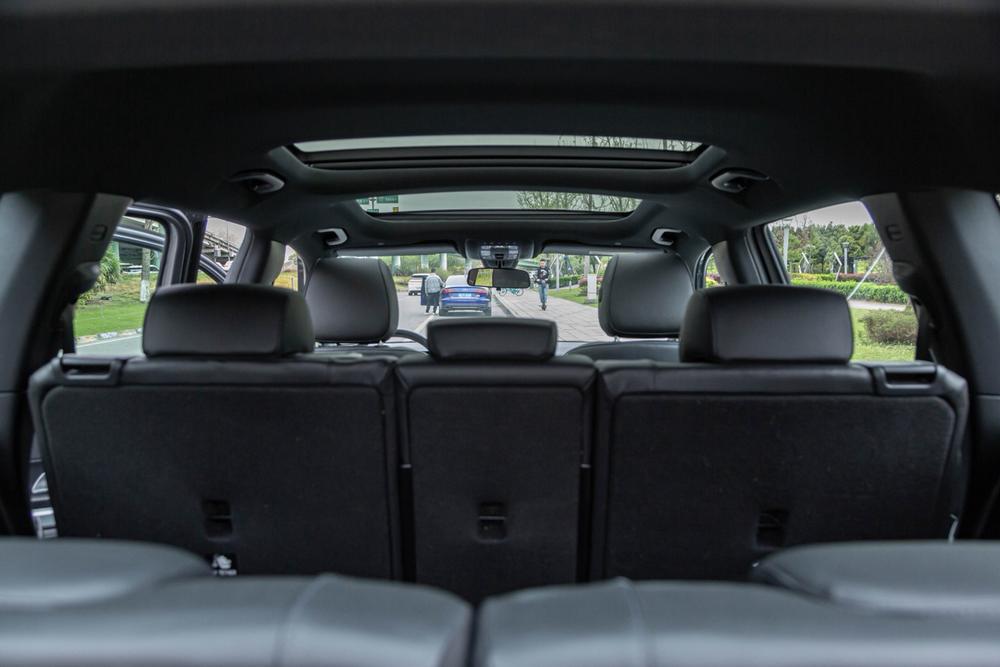 Mercedes-Benz Mercedes-Benz GLB