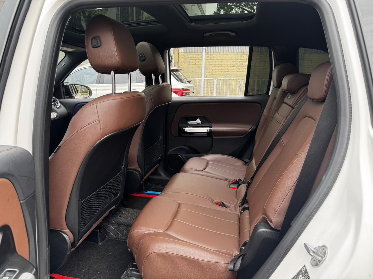 Mercedes-Benz Mercedes-Benz GLB