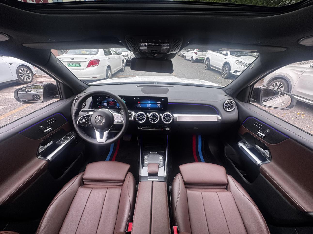 Mercedes-Benz Mercedes-Benz GLB