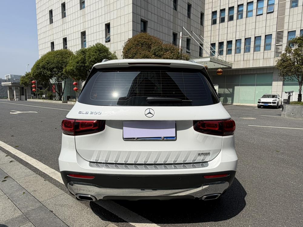 Mercedes-Benz Mercedes-Benz GLB