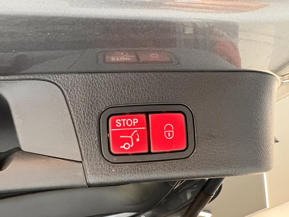 Mercedes-Benz Mercedes-Benz GLB