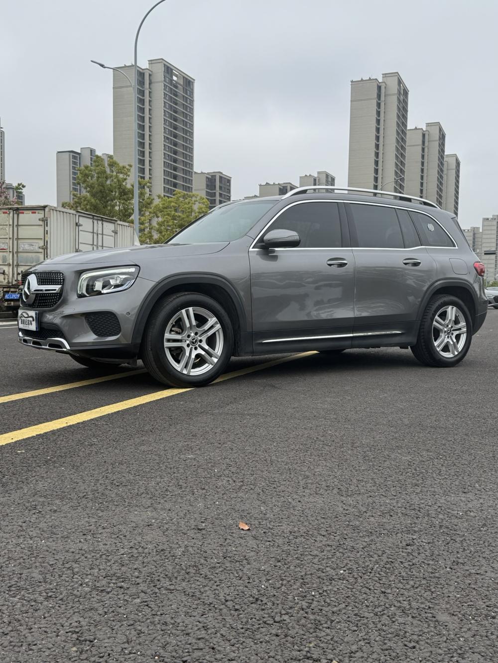 Mercedes-Benz Mercedes-Benz GLB