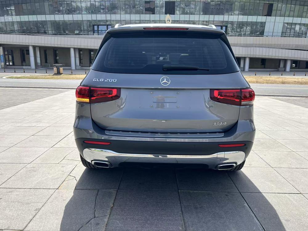 Mercedes-Benz Mercedes-Benz GLB