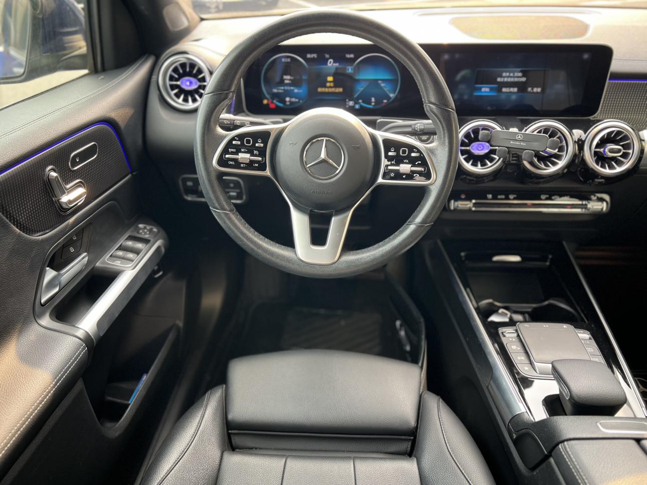 Mercedes-Benz Mercedes-Benz GLB