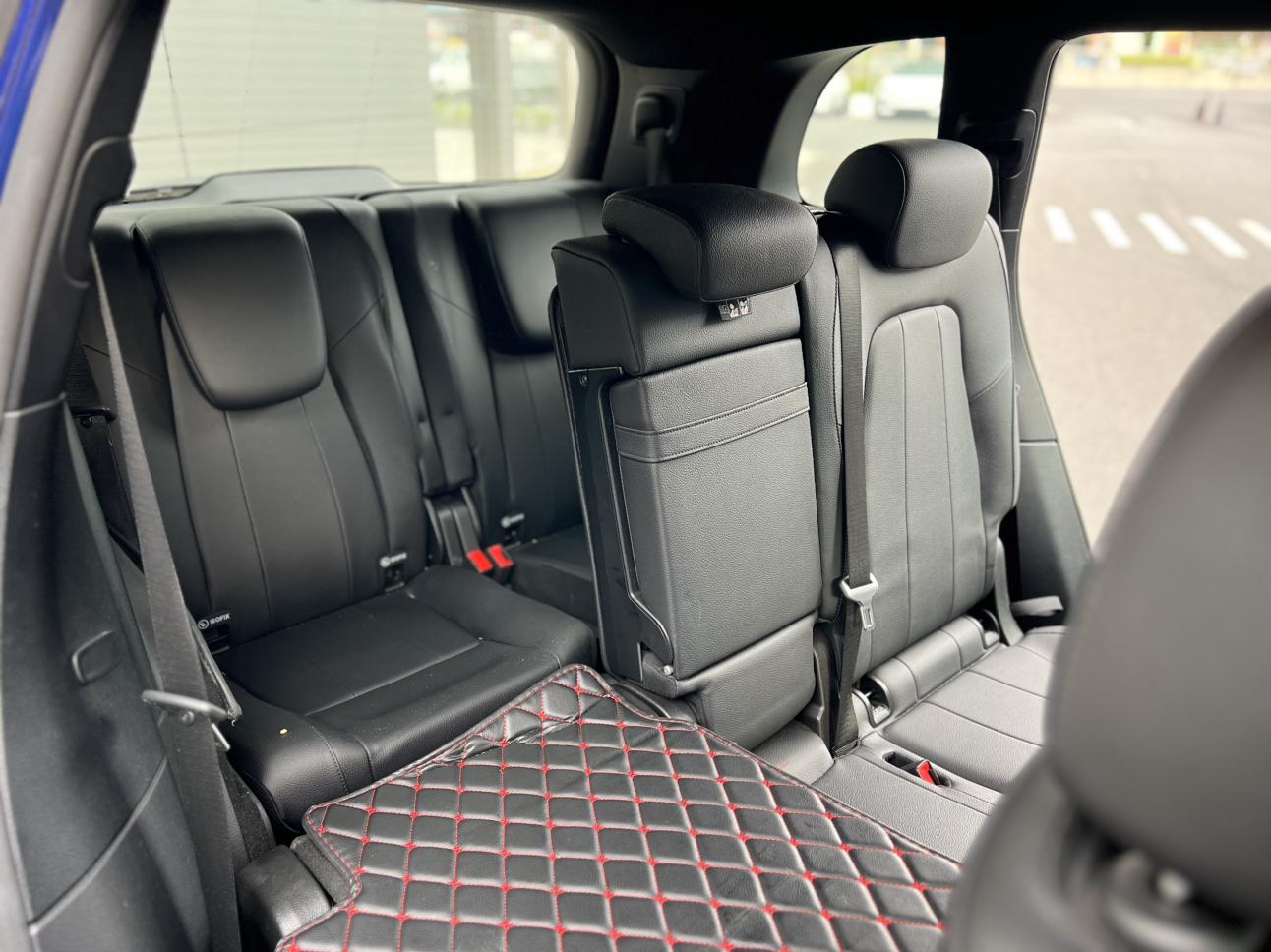 Mercedes-Benz Mercedes-Benz GLB