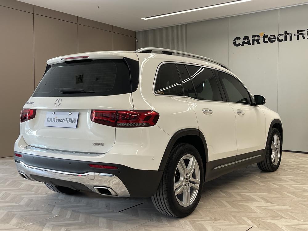 Mercedes-Benz Mercedes-Benz GLB