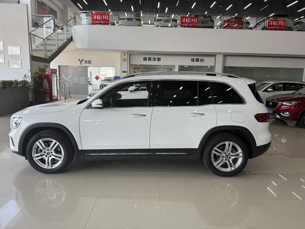 Mercedes-Benz Mercedes-Benz GLB