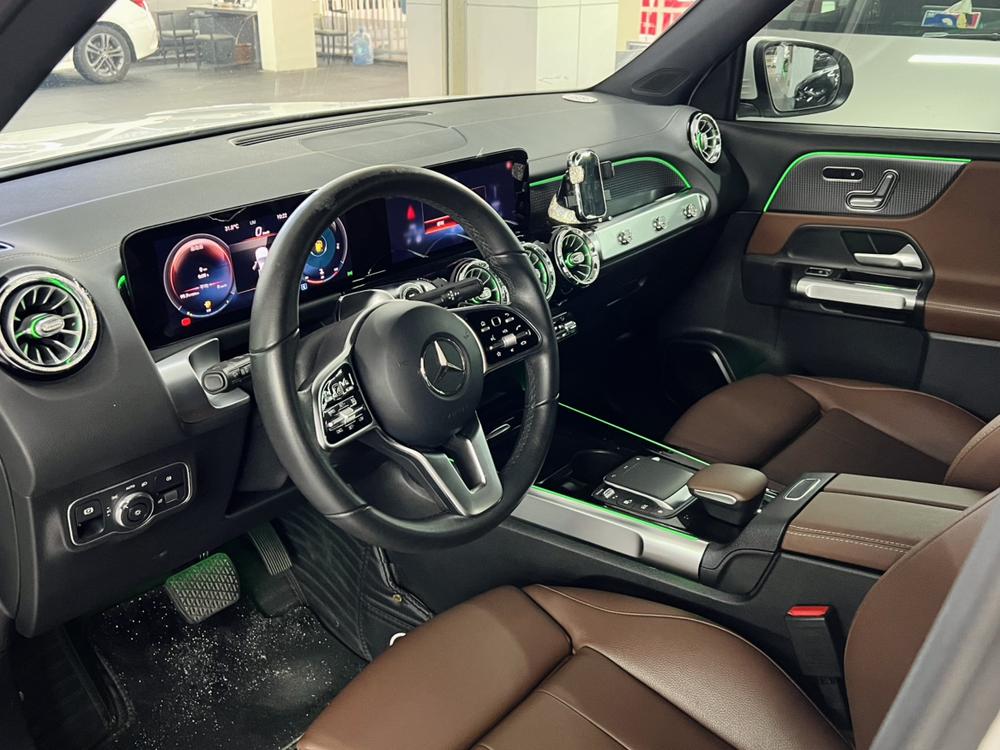 Mercedes-Benz Mercedes-Benz GLB