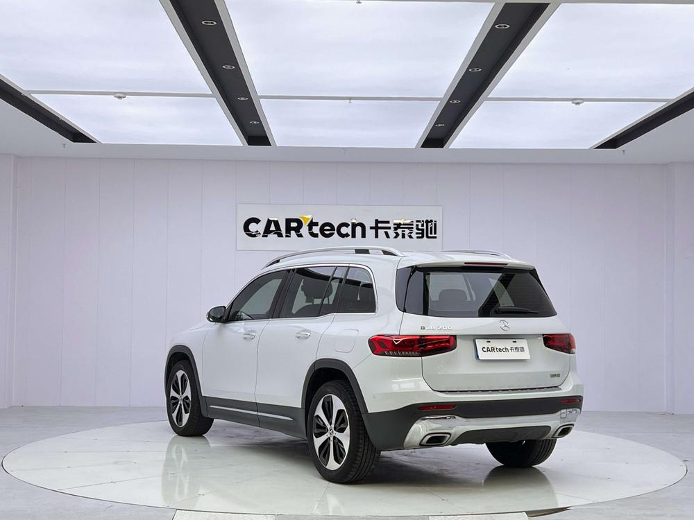 Mercedes-Benz Mercedes-Benz GLB