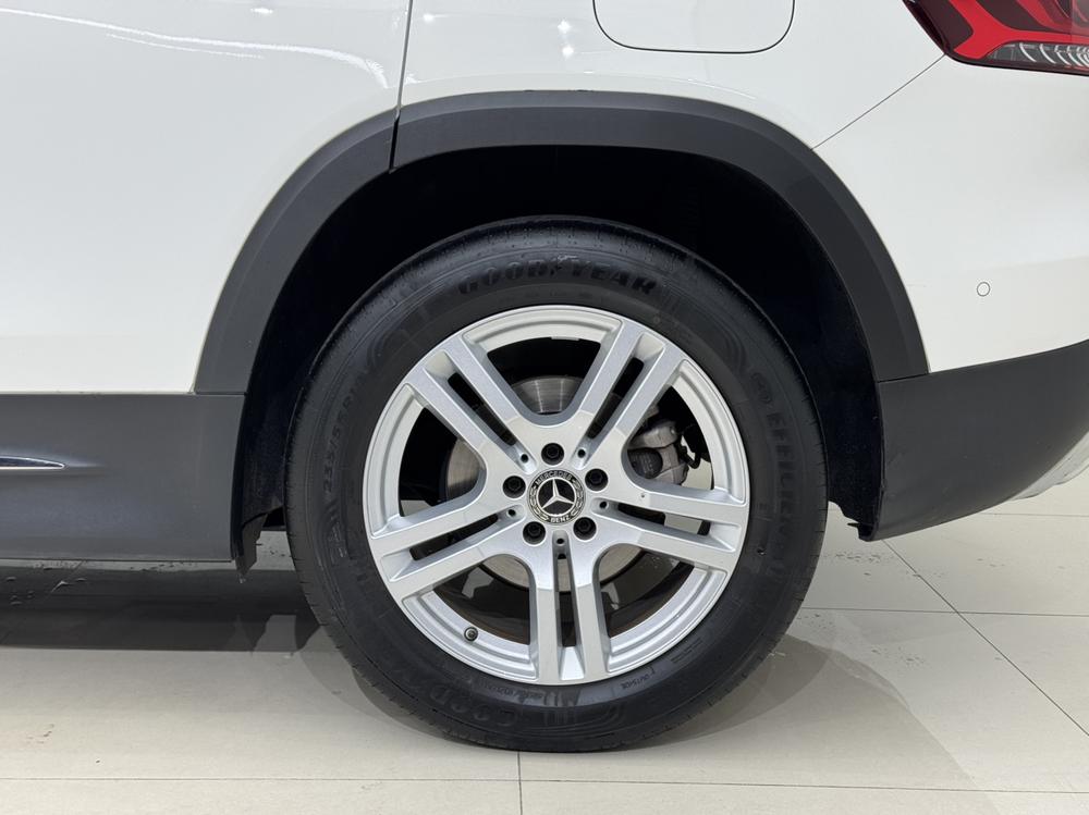 Mercedes-Benz Mercedes-Benz GLB
