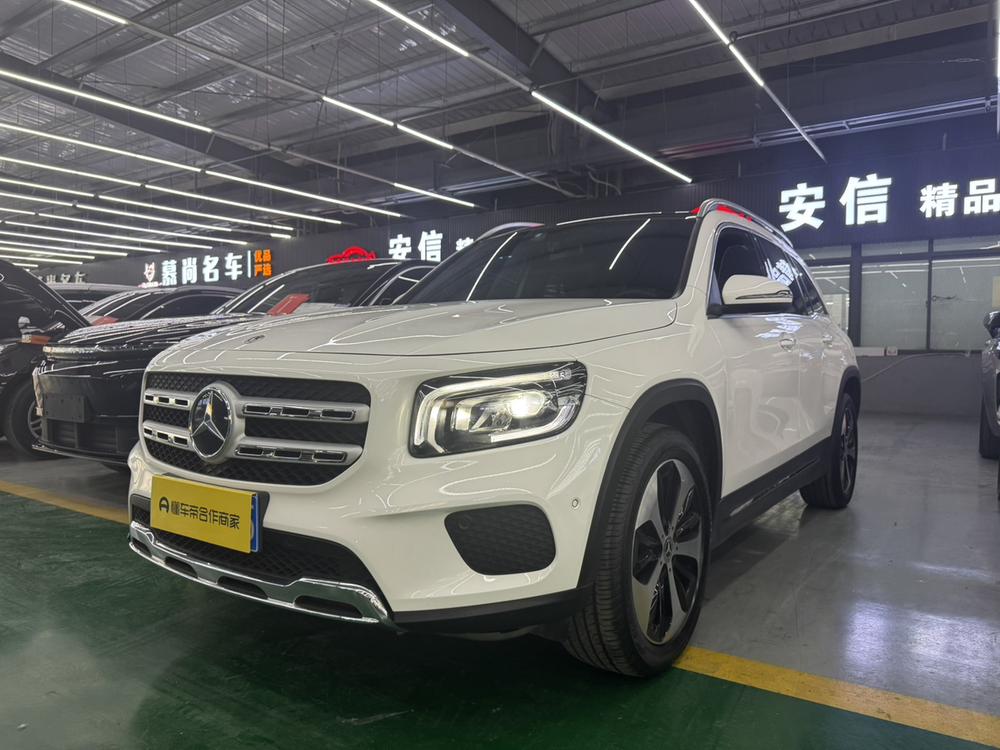 Mercedes-Benz Mercedes-Benz GLB