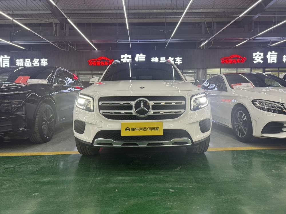 Mercedes-Benz Mercedes-Benz GLB