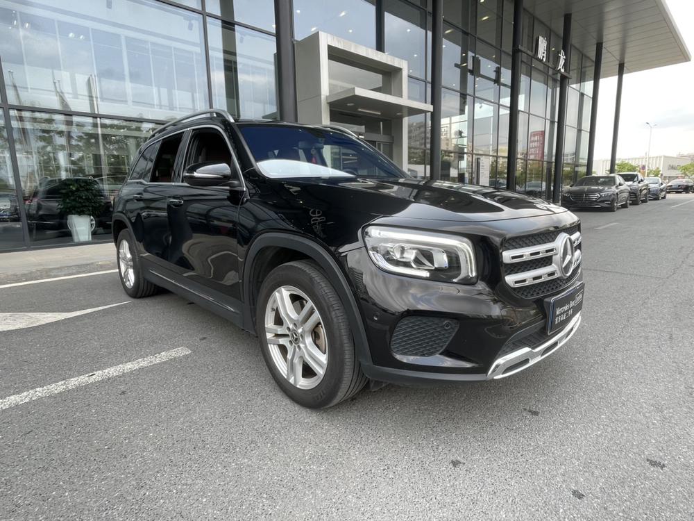 Mercedes-Benz Mercedes-Benz GLB