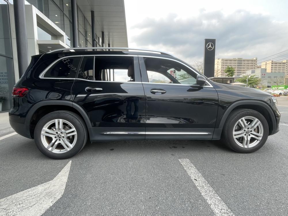 Mercedes-Benz Mercedes-Benz GLB