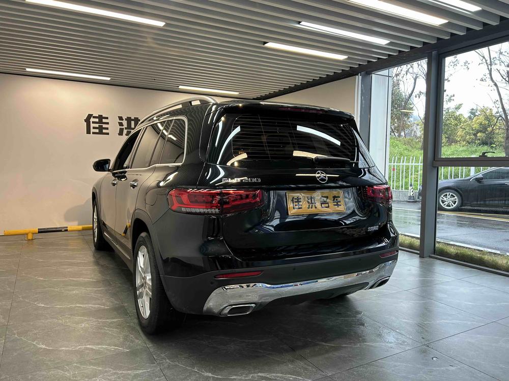 Mercedes-Benz Mercedes-Benz GLB