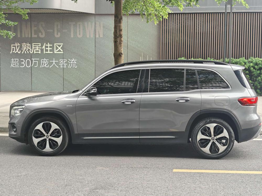 Mercedes-Benz Mercedes-Benz GLB