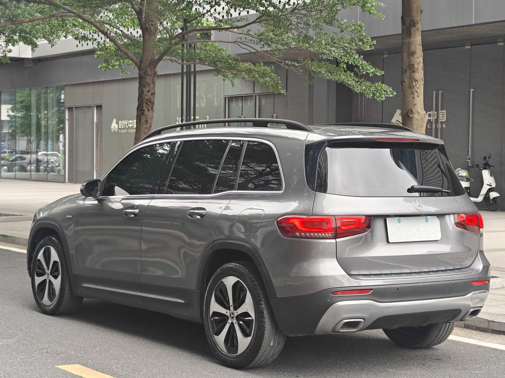 Mercedes-Benz Mercedes-Benz GLB