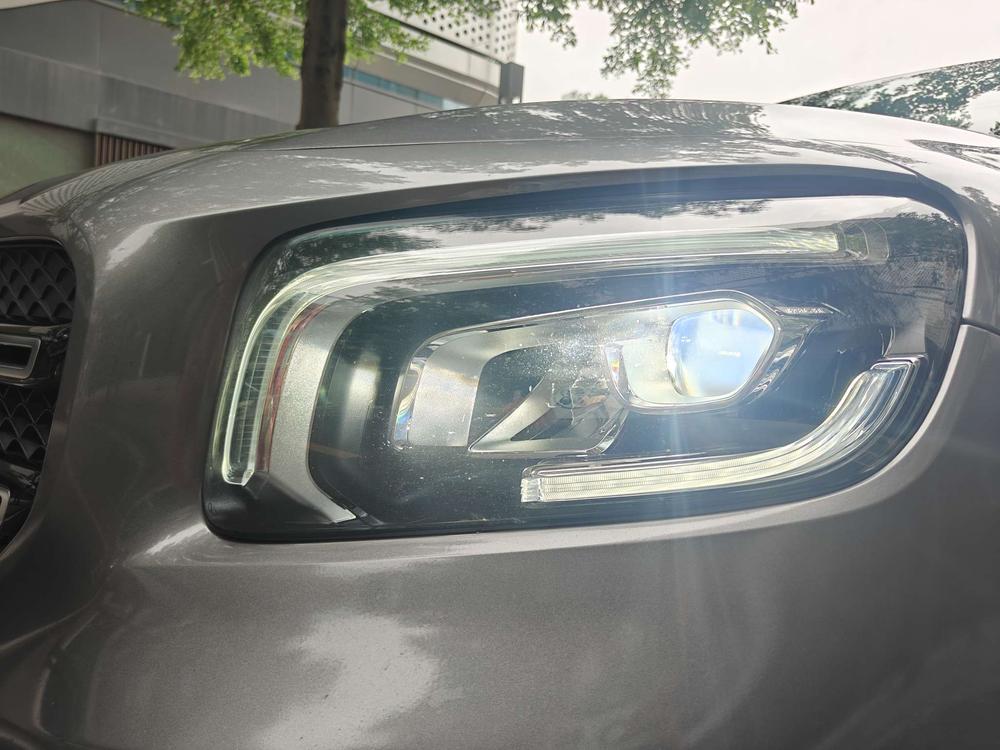 Mercedes-Benz Mercedes-Benz GLB