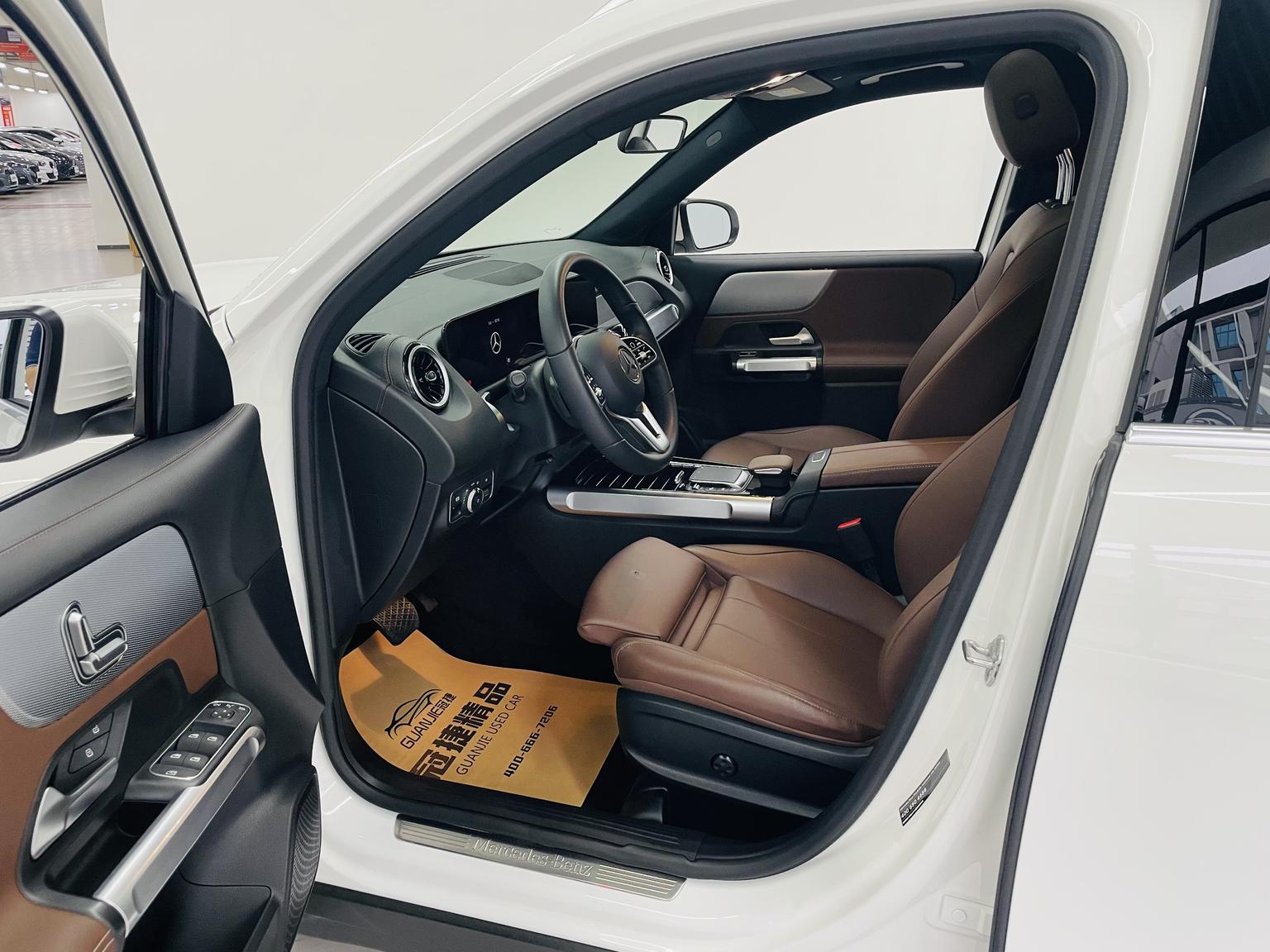Mercedes-Benz Mercedes-Benz GLB